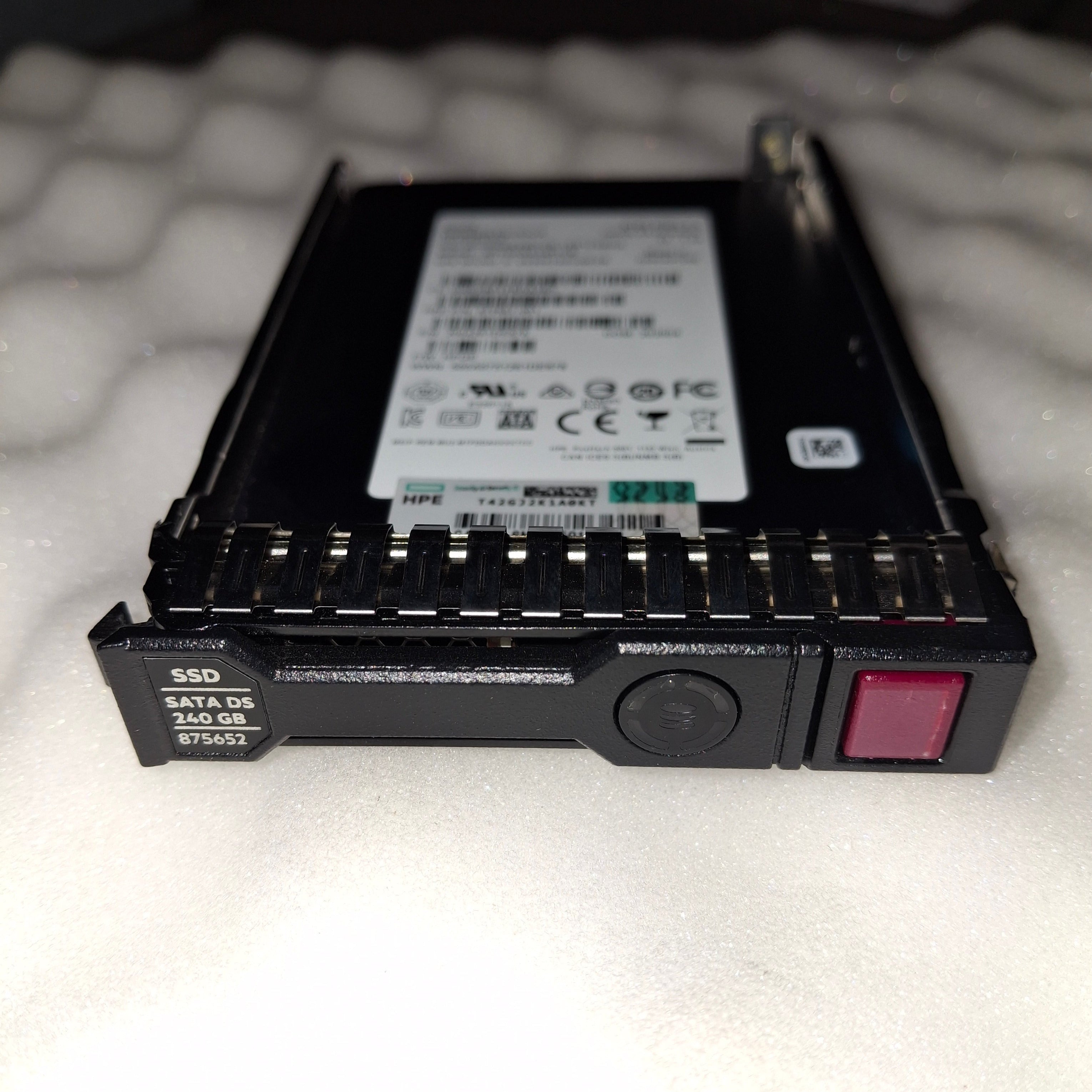 HPE 875652-001 - 240GB SATA SSD Label Detail | Alo Tech Solutions
