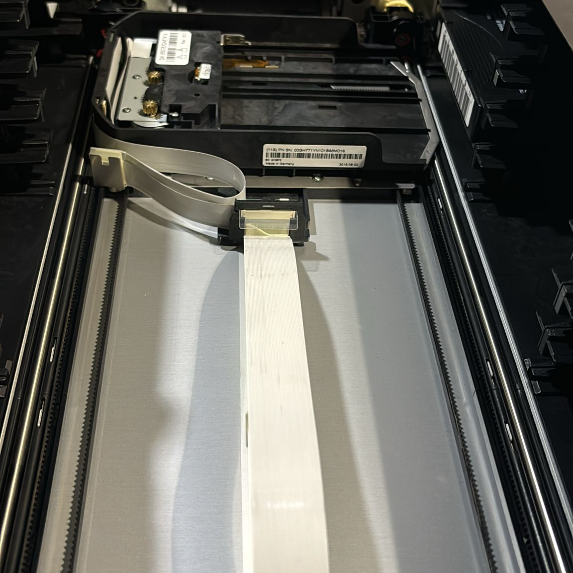 IBM 00GH771 - 3555 Picker Assembly for 3555-L3A Tape Library | Alo Tech Solutions