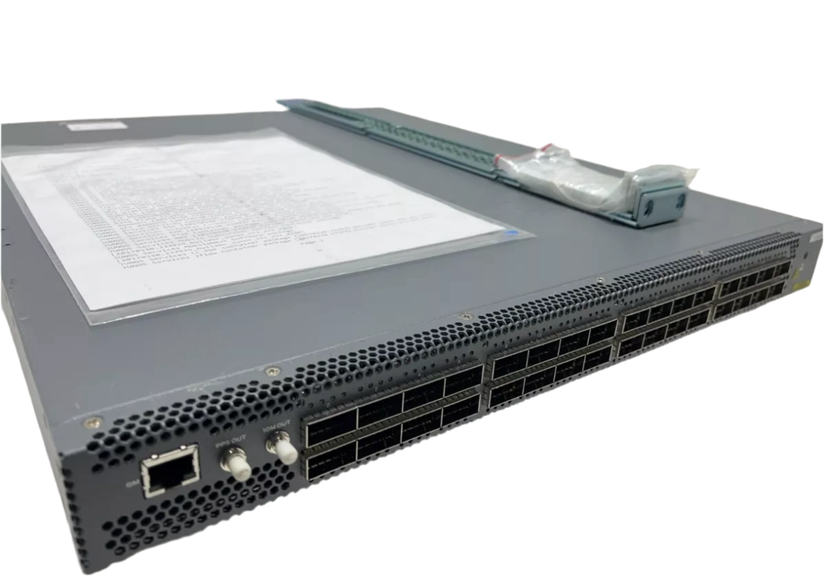 Juniper QFX5200-32C-AFI 32 Ports QSFP+/QSFP28 Back to Front Airlow Switch with Rails