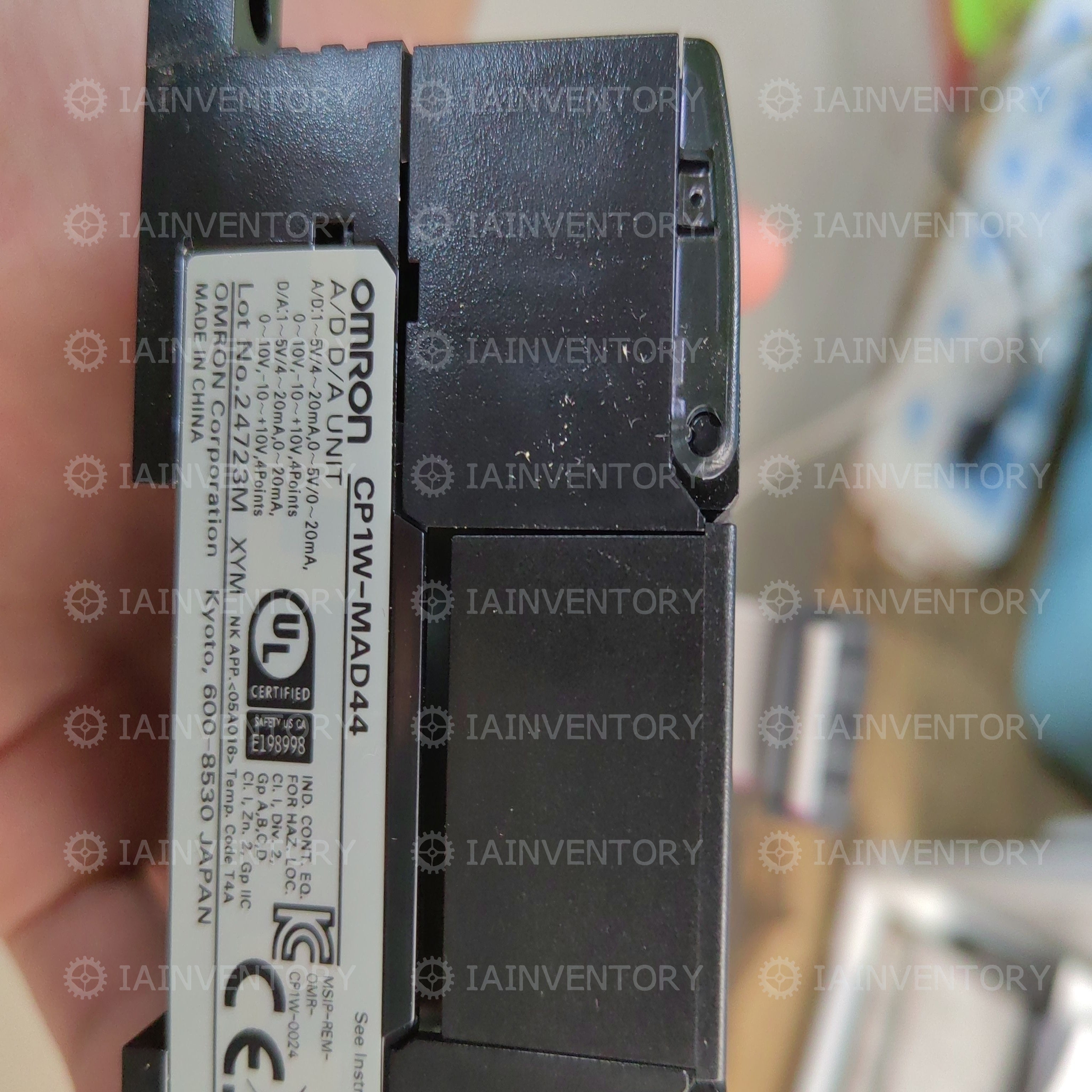 Omron CP1W-MAD44 PLC module