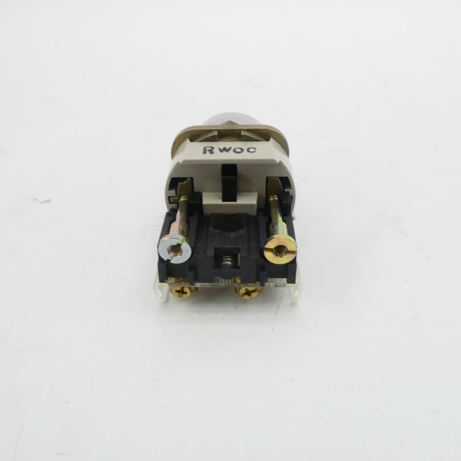 ALLEN BRADLEY 800T-J2KA7A SER. T (WH) NSMP