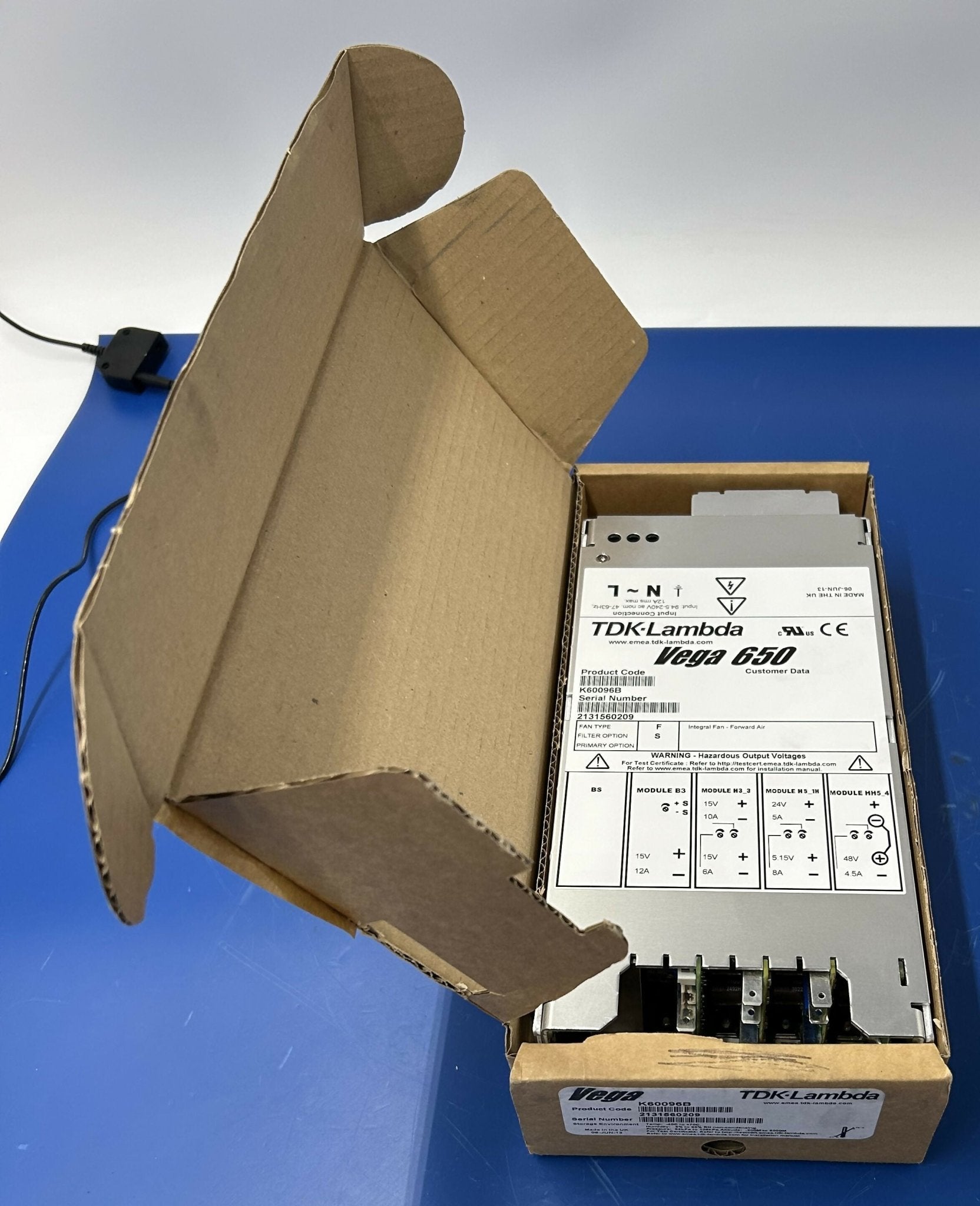 AC/DC VEGA650 POWER SUPPLY NEW (07755114/7755114/K60096B SIEMENS/LAMBDA