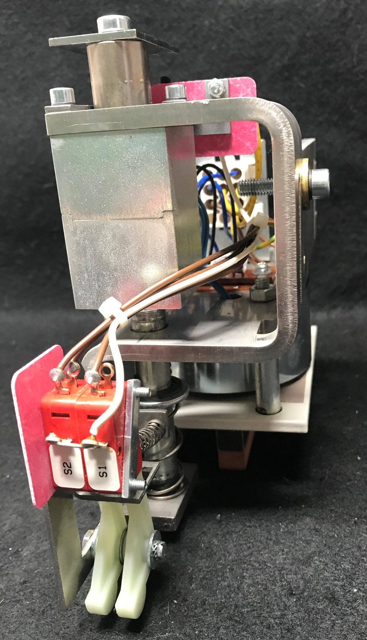 Brake Stop Assembly (03070757 Siemens