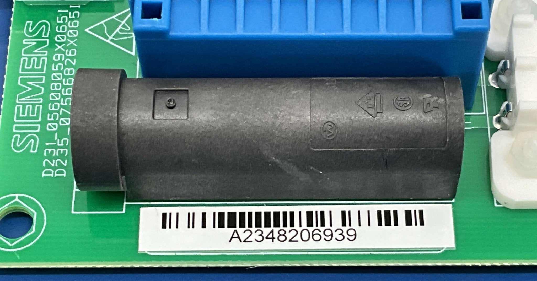 CIRCUIT BOARD D231/D235 VIDEO DIST. (05608059/5608059/07566826 SIEMENS