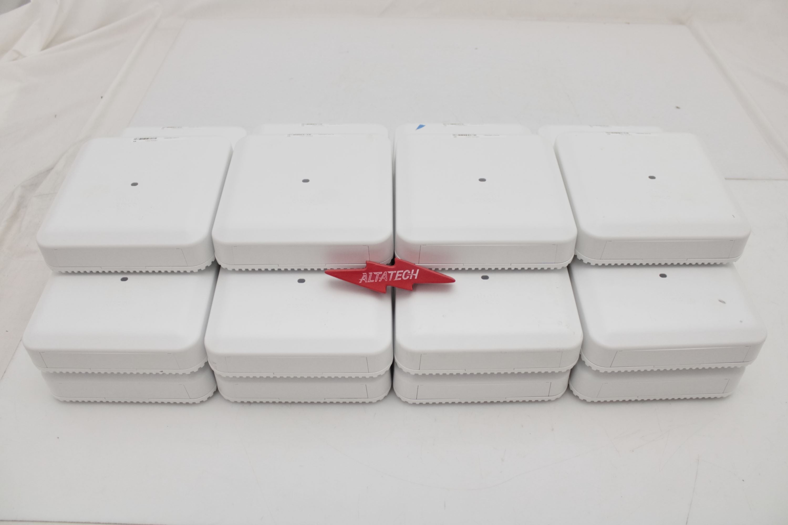 Bundle of 20 - Cisco AIR-AP3802I-B-K9 Access Points w/Mounting