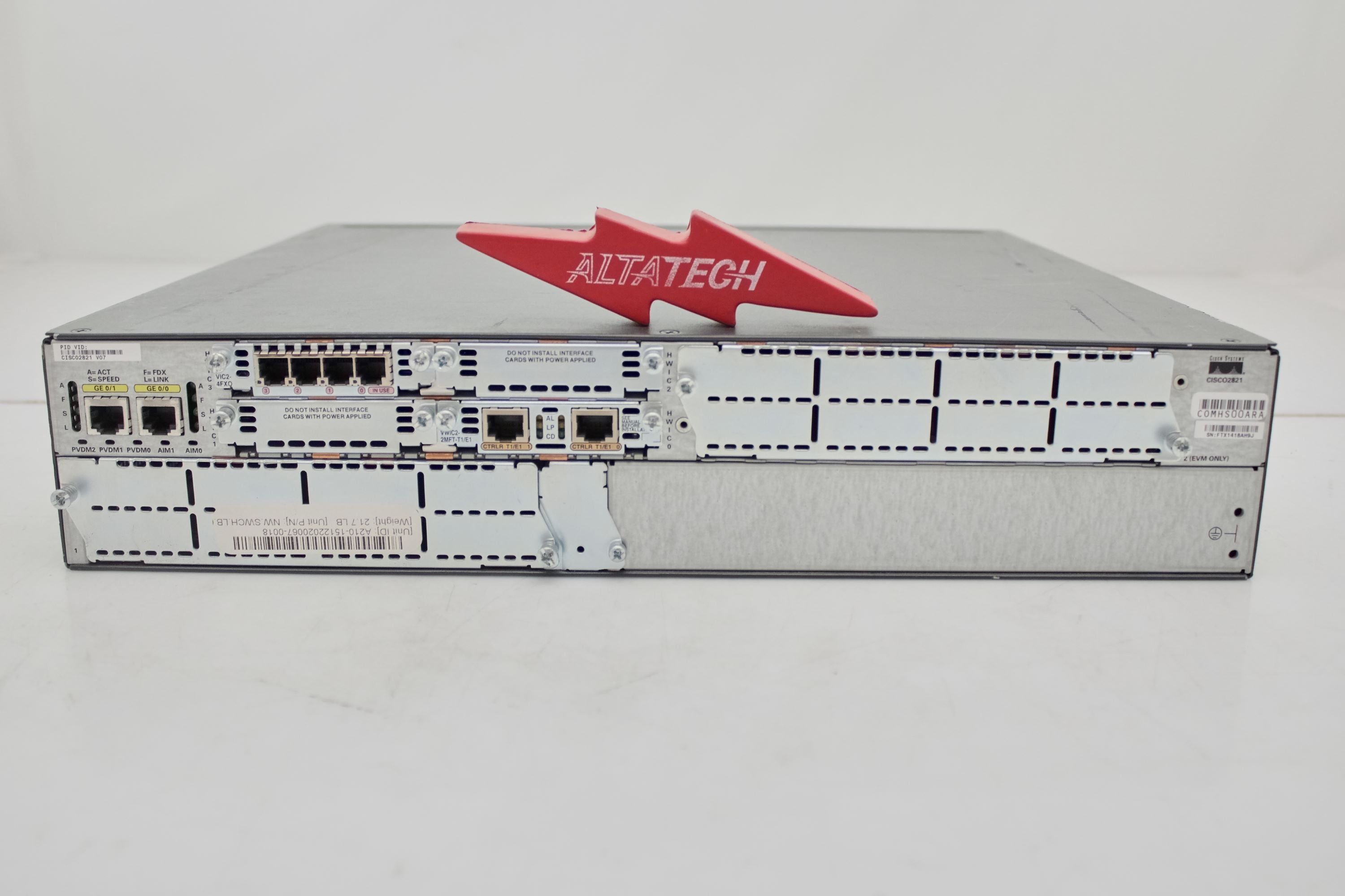 Cisco CISCO2821 2GE, 4HWIC, 3PVDM, NME-X