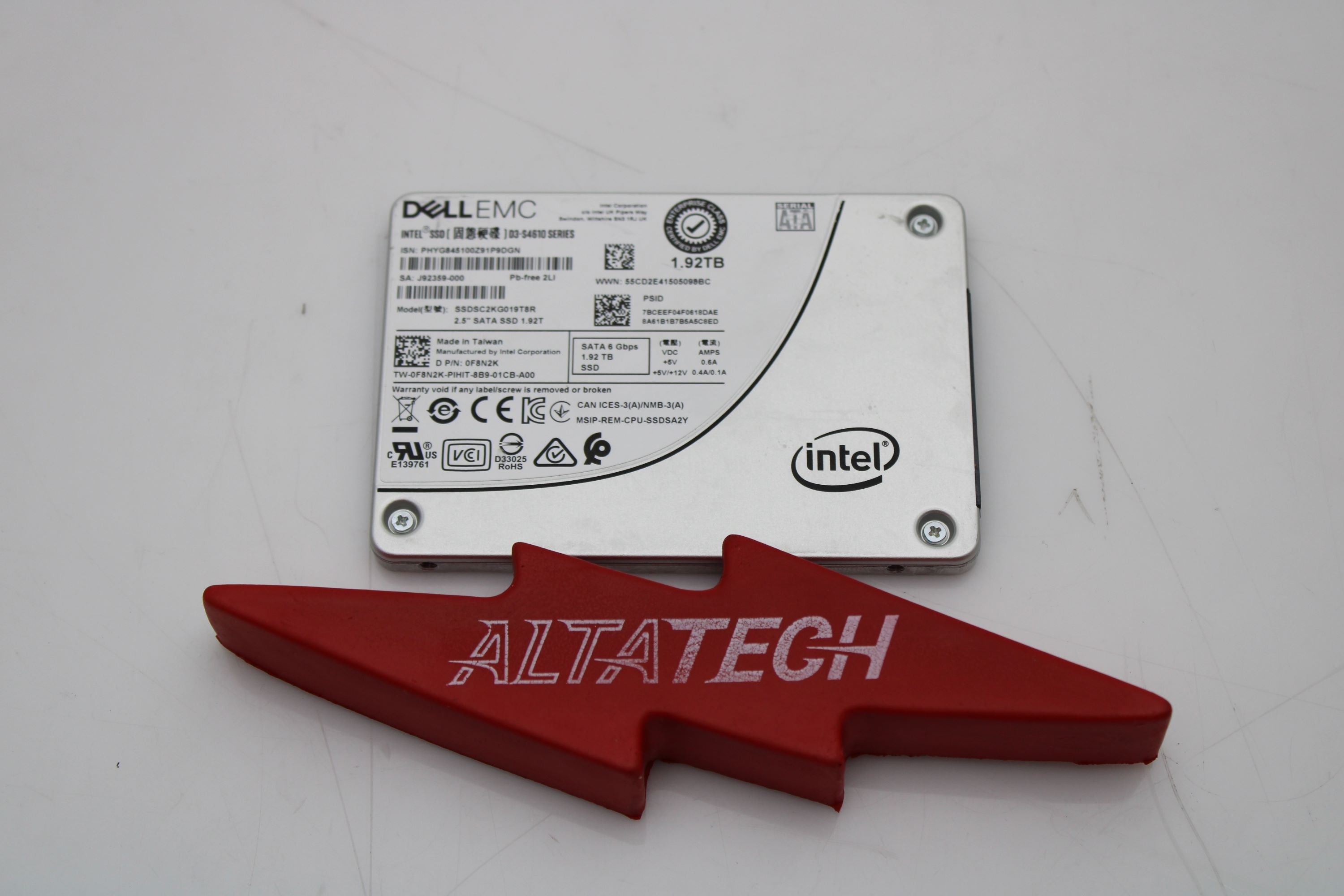 Dell 0YPN47 1.92TB SSD SATA 3.5 HYB 6G MU