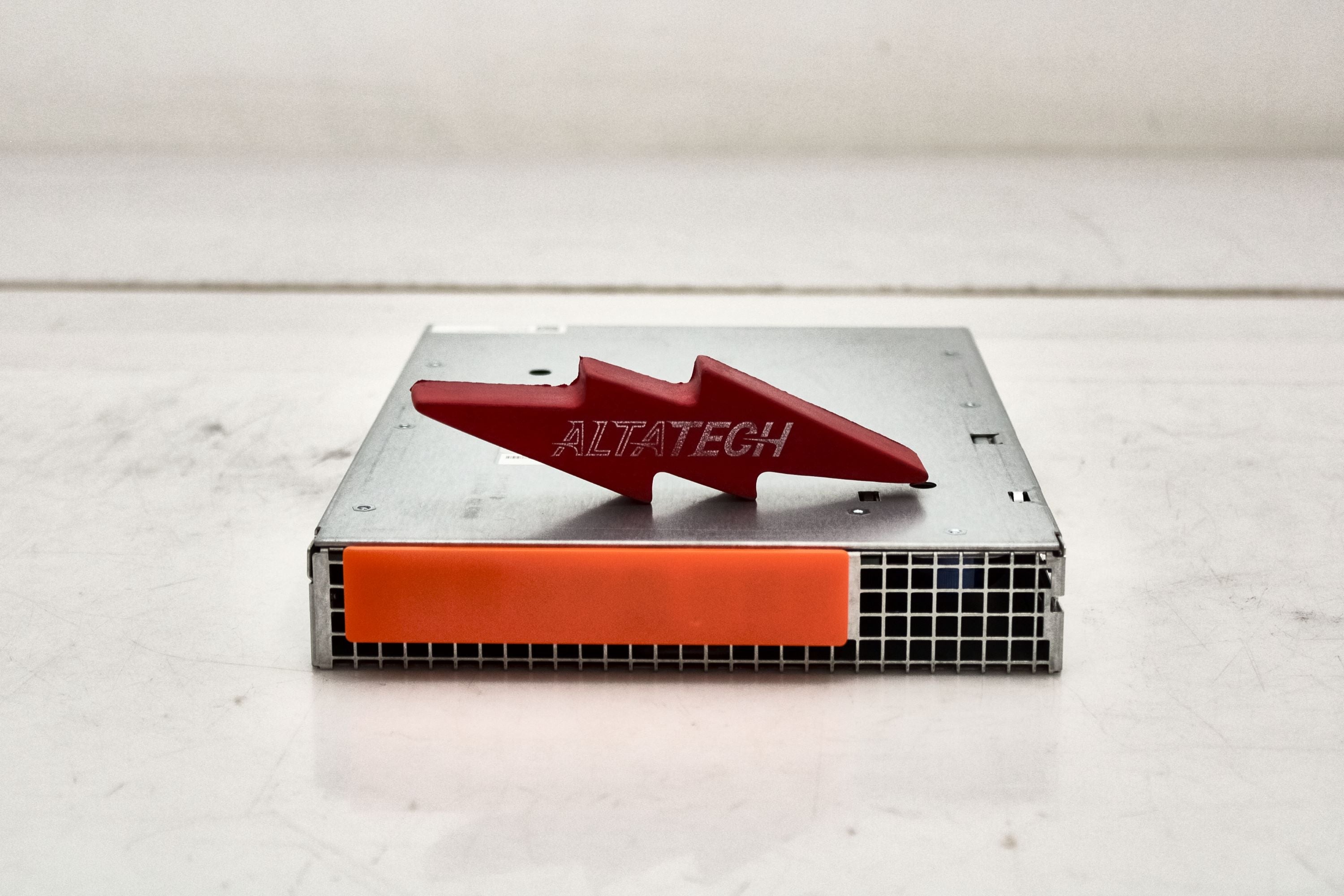 Dell WVM12 EMM CONTROLLER SAS 12G 8G CACHE MD3400