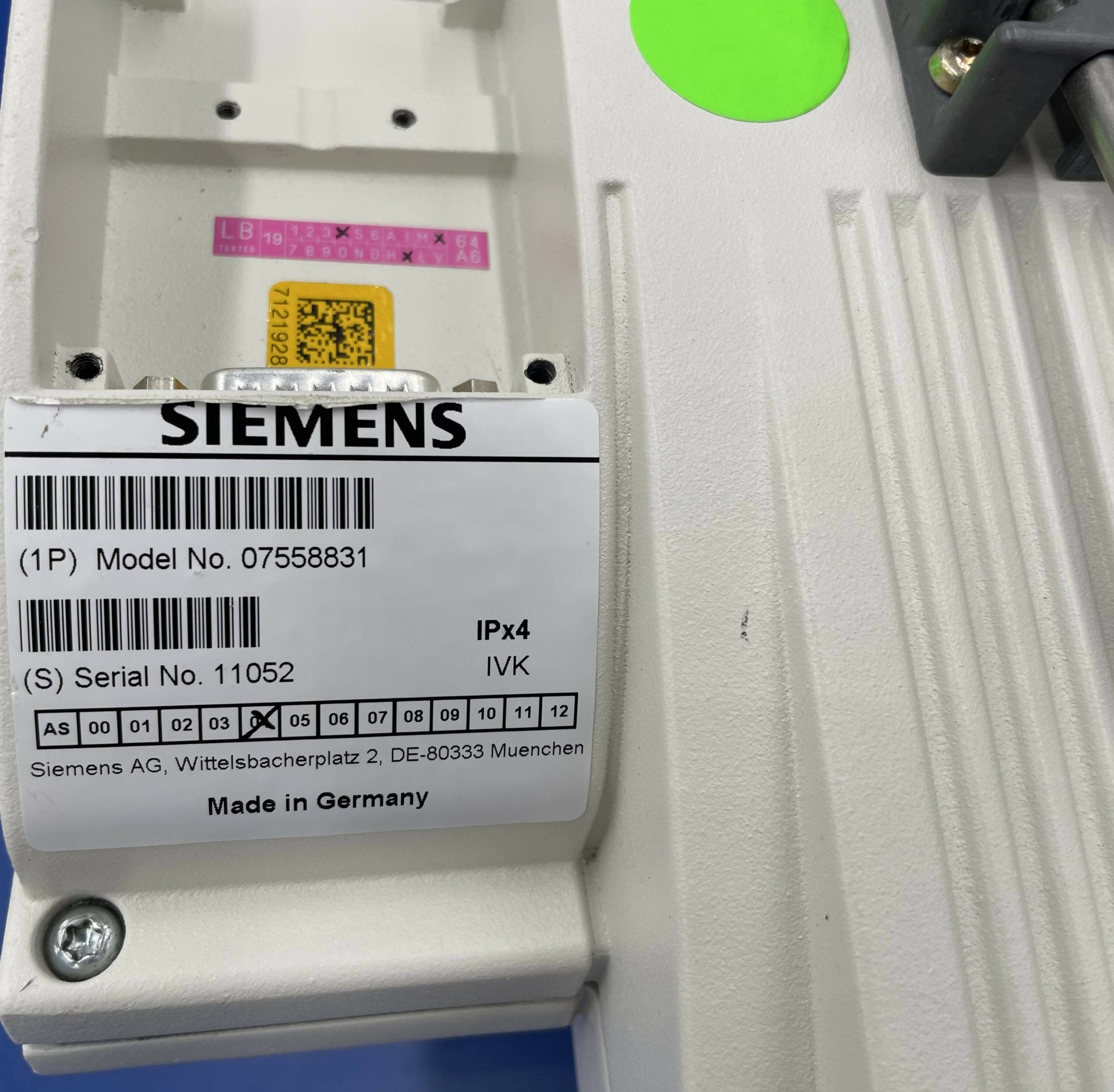 EXAMINATION CONTROL CONSOLE (07558831/7558831 SIEMENS