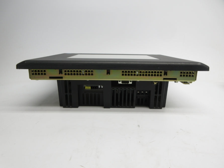 ALLEN BRADLEY 2711-T10C8X SER. B F/W 4.6 100-240VAC 0.8-0.4A NSNP