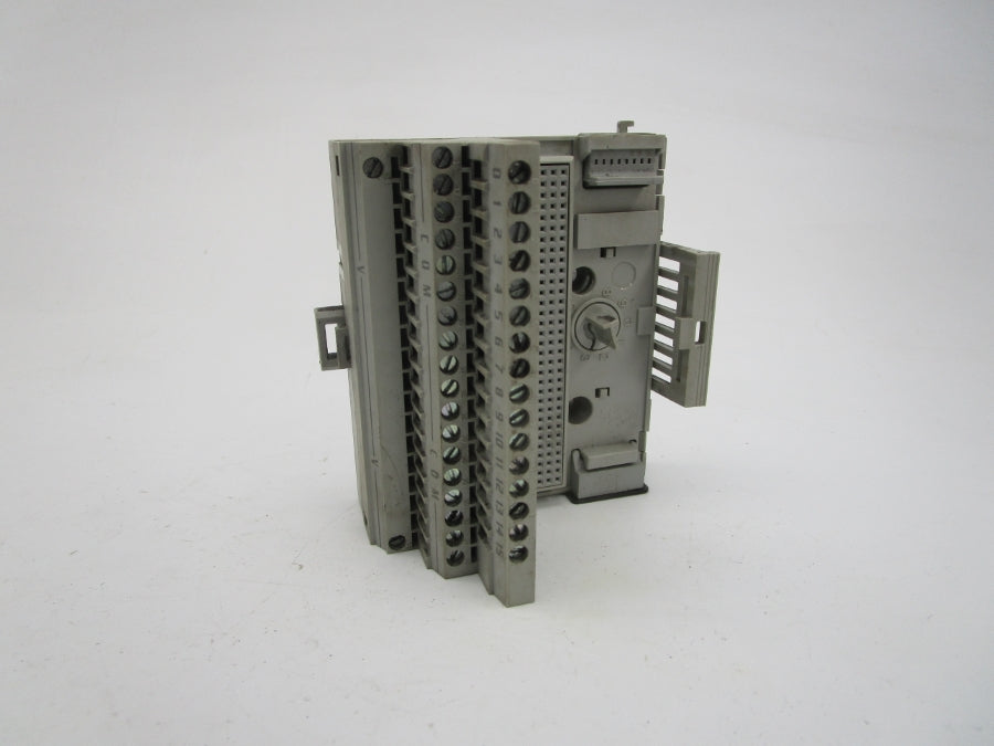 ALLEN BRADLEY 1794-TB2 SER. A 125VDC/AC NSNP