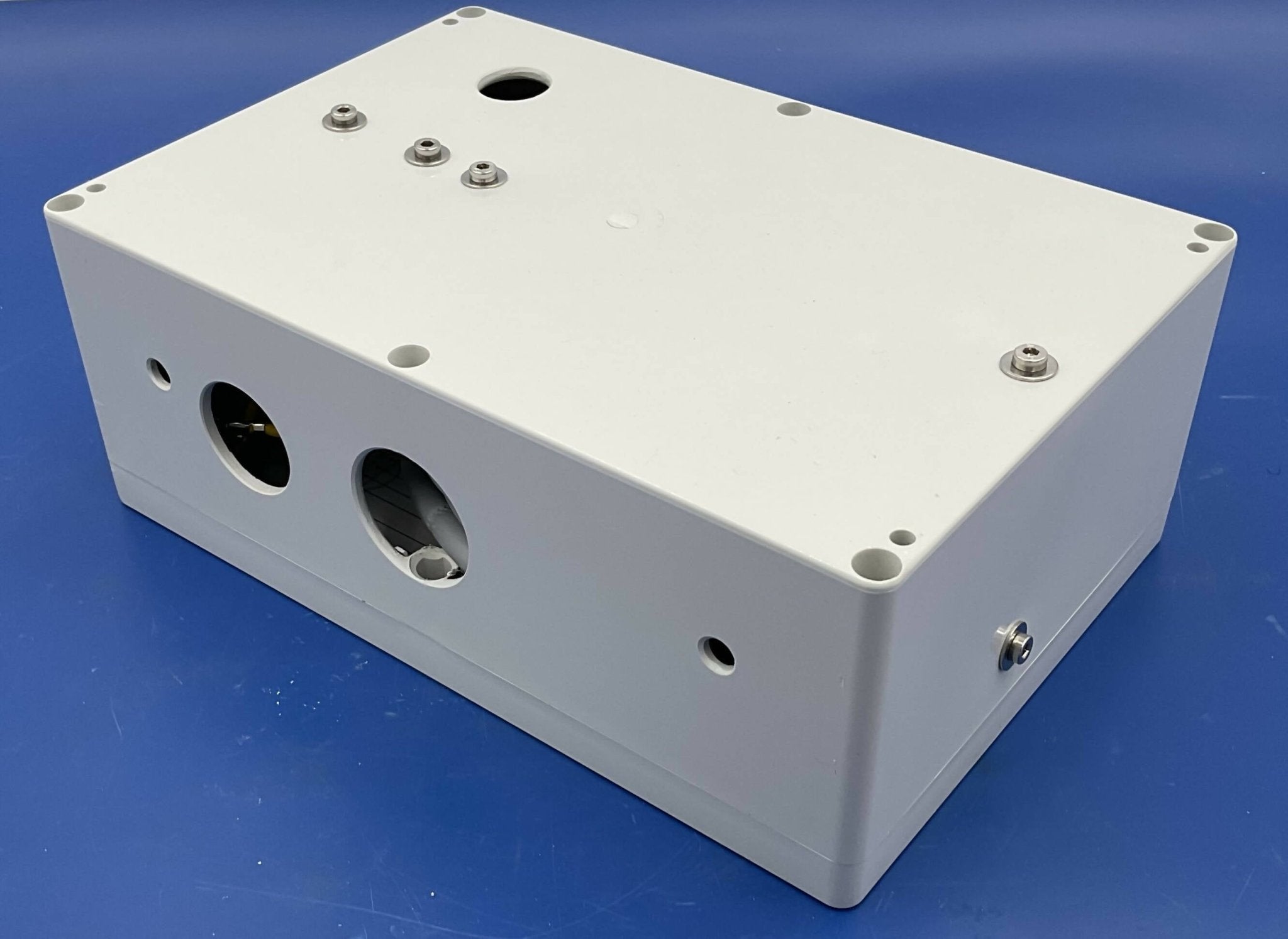 Siemens 10502275 - MAVIG Cable Spooler TS10B03 Ceiling Mount Rear View | Alo Tech Solutions