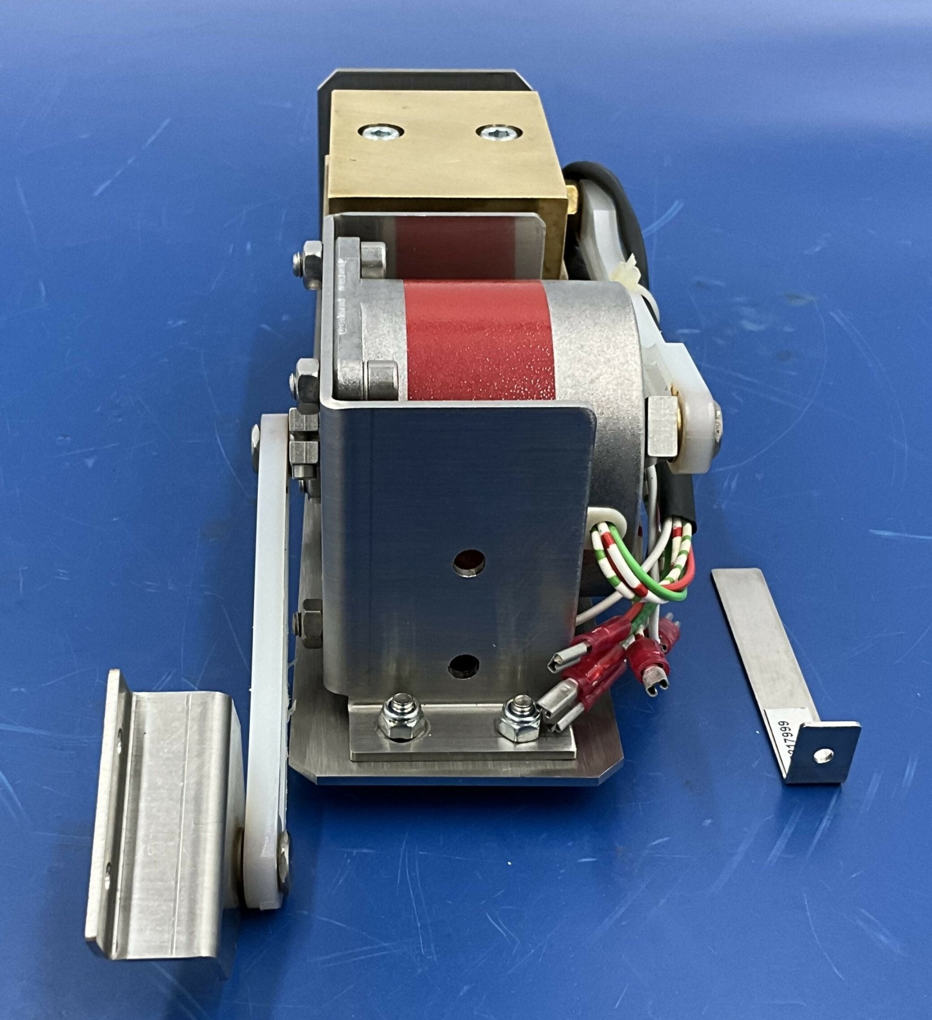 Motor And Counterweight Left Hand (2203332 GE