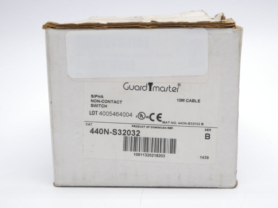 ALLEN BRADLEY 440N-S32032 SER. B 10M (WH) NSMP