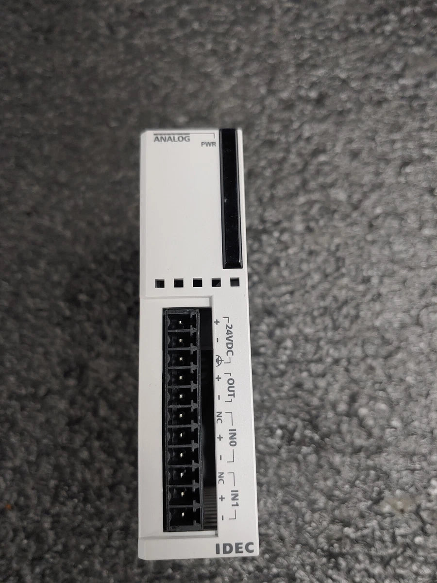 IDEC FC4A-L03A1 MicroSmart Analog I/O Module