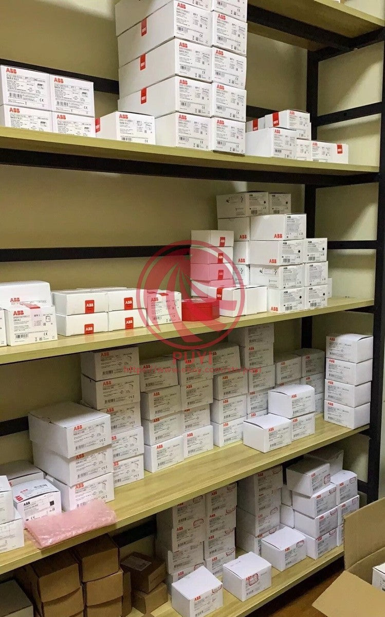 IDEC FC4A-T08S1 24VDC 20mA ,5VDC 10mA .NEW IN BOX|397220830116