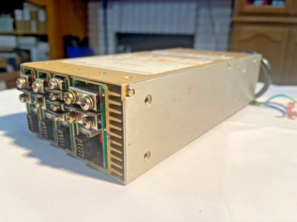 ASTEC MVP SERIES Model MP4-2Q-1F-1N-1N-0M Power Supply