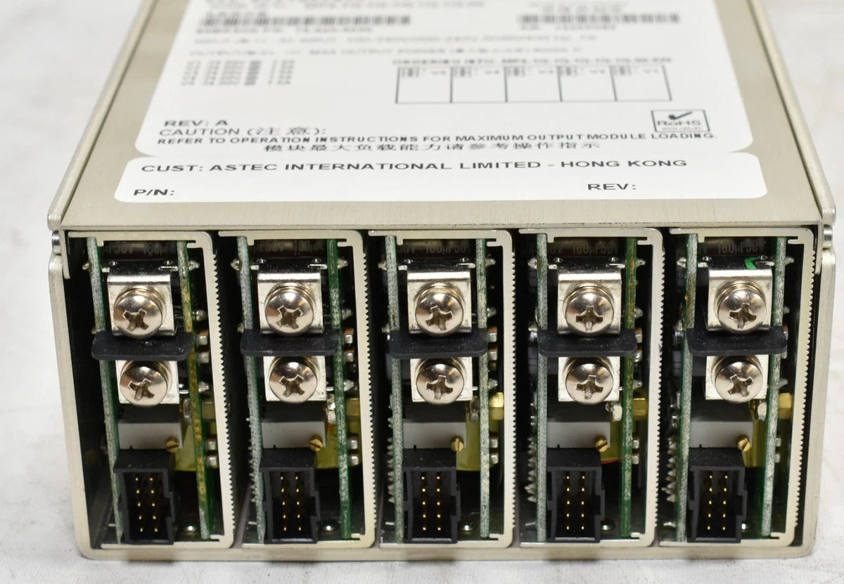 Emerson Networks Astec MP4-1Q-1Q-1Q-1Q-1Q-00 / 24V @ 7.5A Power Supply