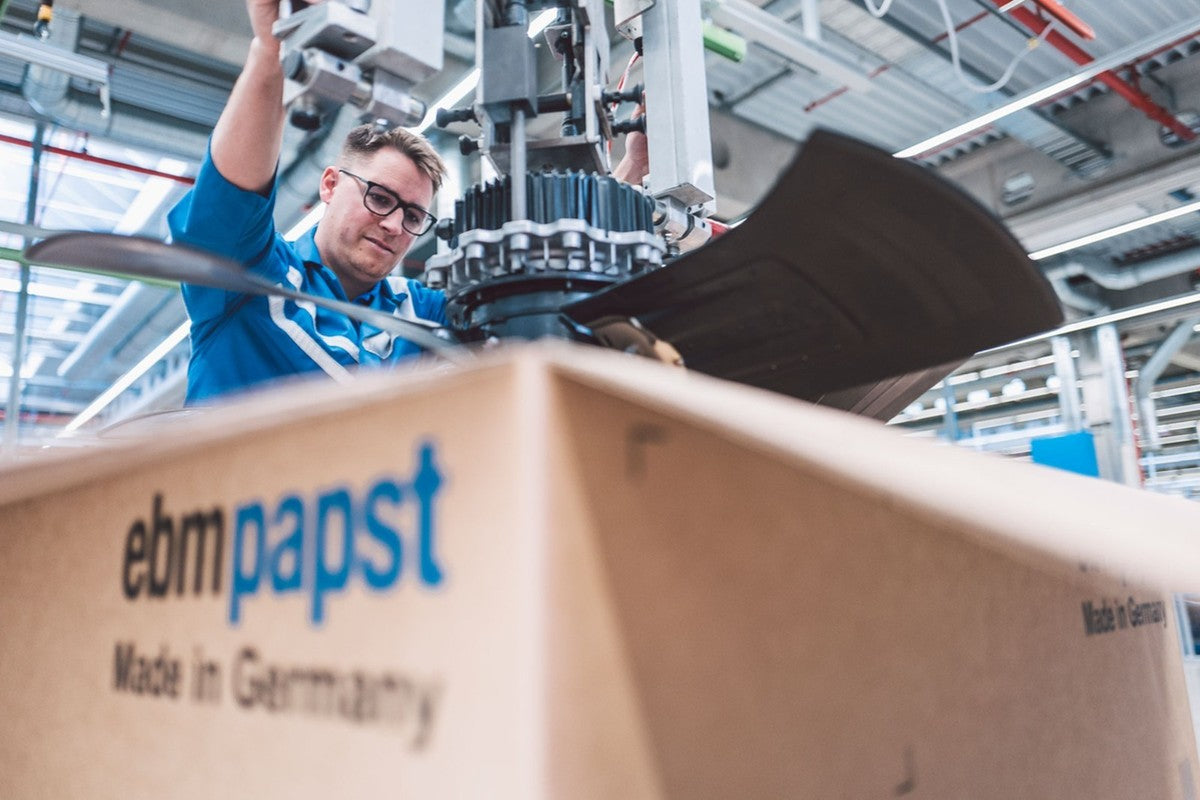 Ebmpapst W2E143-AB09-01 230VAC 24/30W Axial Fan 6078ES Case/Cabinet Cooling |227102296554