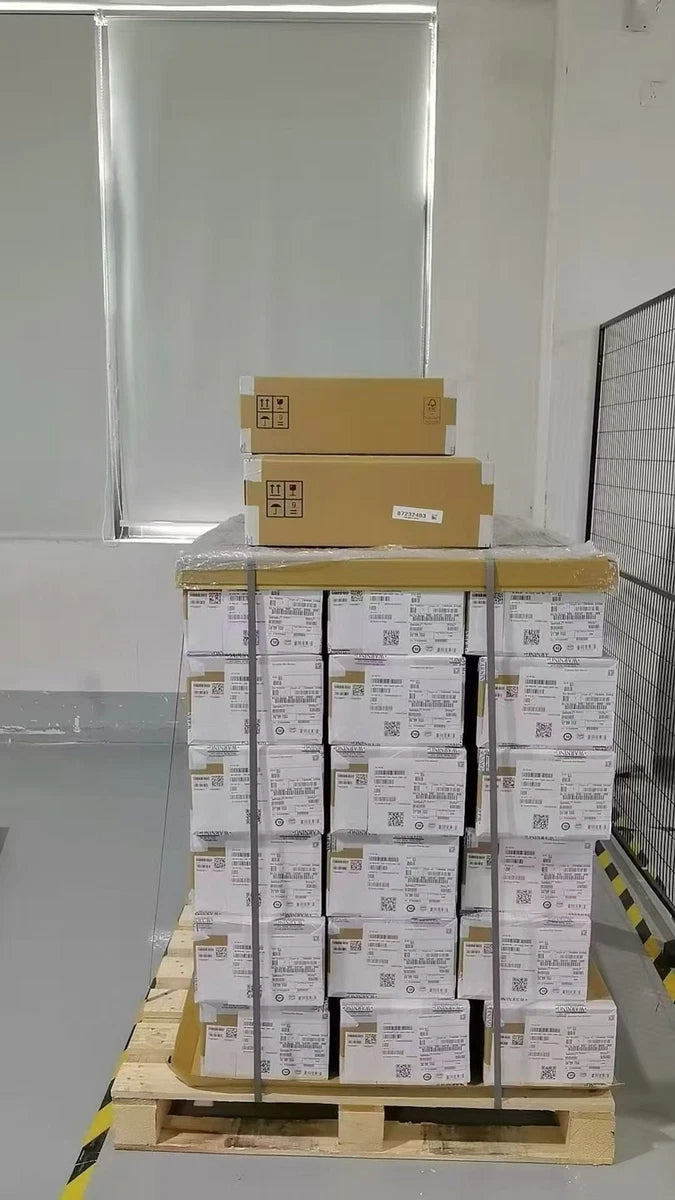 NVIDIA DGX Spark Desktop AI Supercomputer – 128 GB RAM / Up to 4 TB NVM