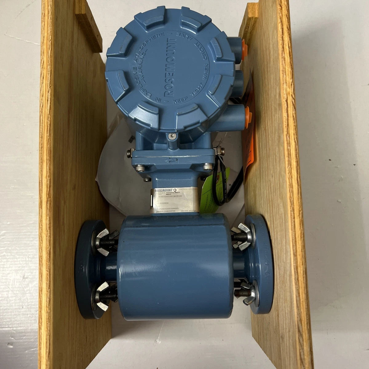 Rosemount 8705TSA010S1M0N5B3 Magnetic Flowmeter, 8732EMT1A1DA2M4