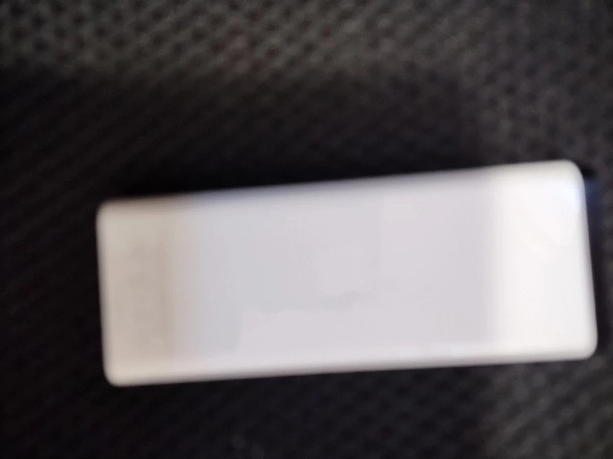 Apple Remote Control Model A1156 EMC 2086, Battery CR2016 (NOT INCLUDED}|326902146728