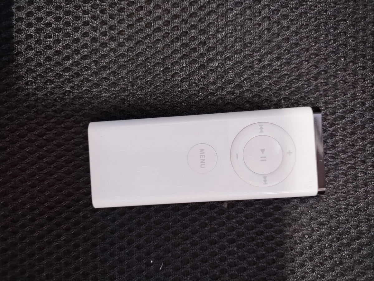 Apple Remote Control Model A1156 EMC 2086, Battery CR2016 (NOT INCLUDED}|326902146728