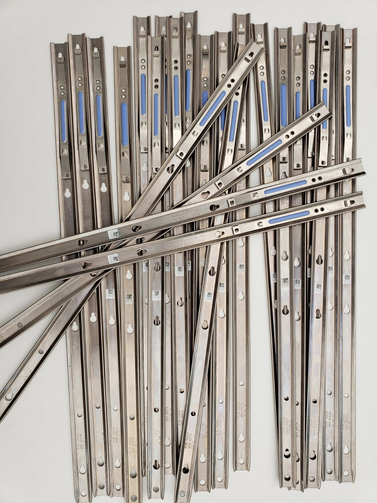 Dell A4 PowerEdge Inner Rails (C611M) for R210, R220, R230, R240, R620, R410|116704623128