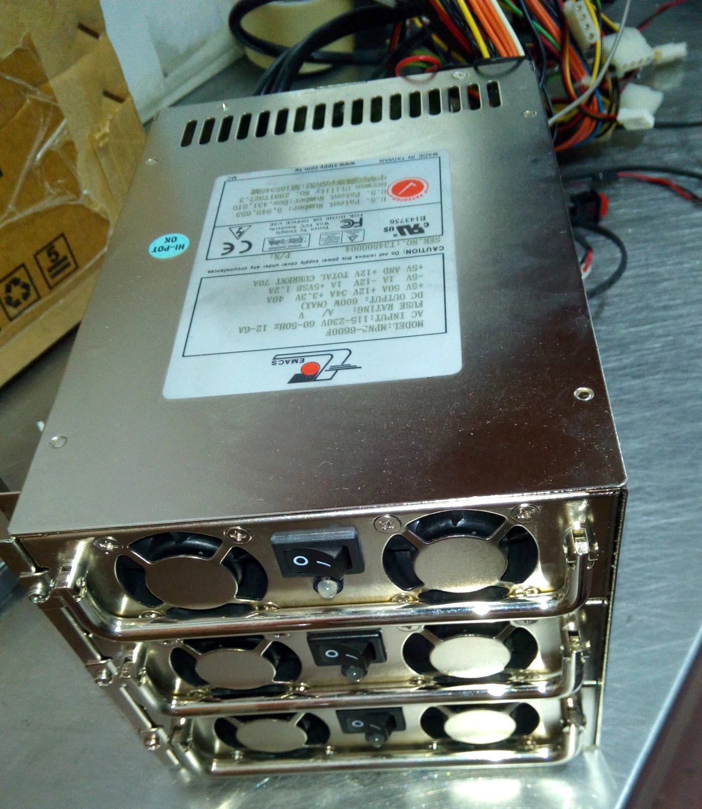 Zippy-Emcas MPN3-6600F Switching / Redundant Power Supply|224390883451