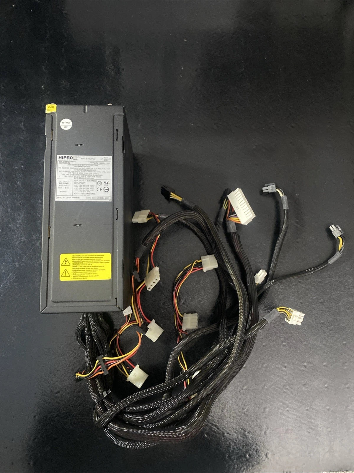 Hipro HP-W700WC3 Fujitsu S26113-E504-V70 Celsius R630/R640 700W Power Supply |167969677231