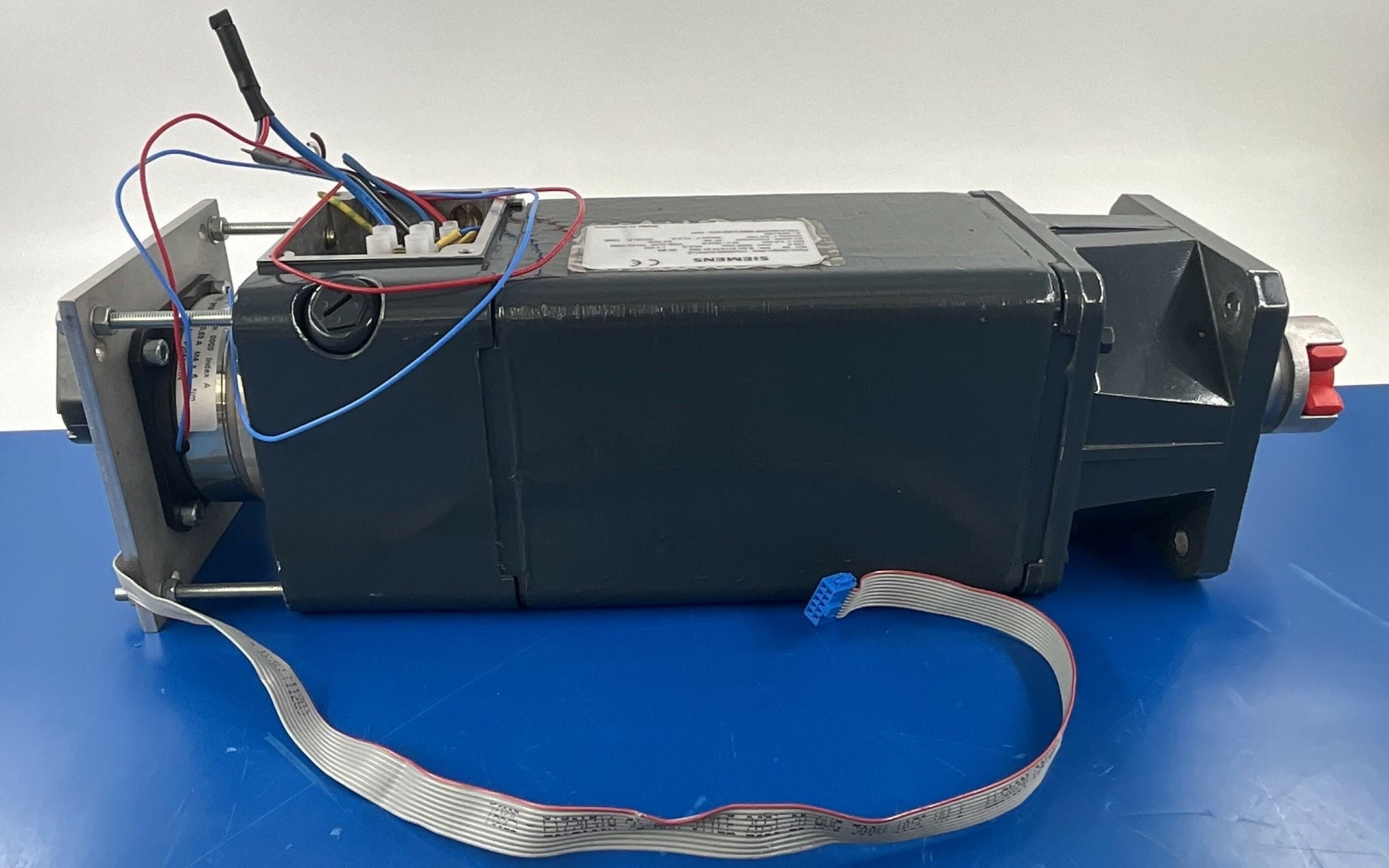 SERVO MOTOR ASM (1HU3056-0AF01-Z SIEMENS