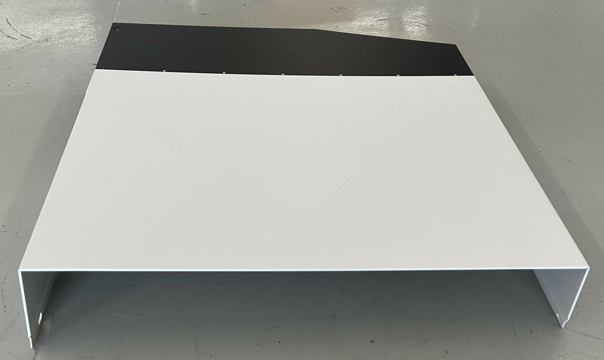 SIDE COVER (46-303785G1 REV A/46-270409G1 GE AMX 4