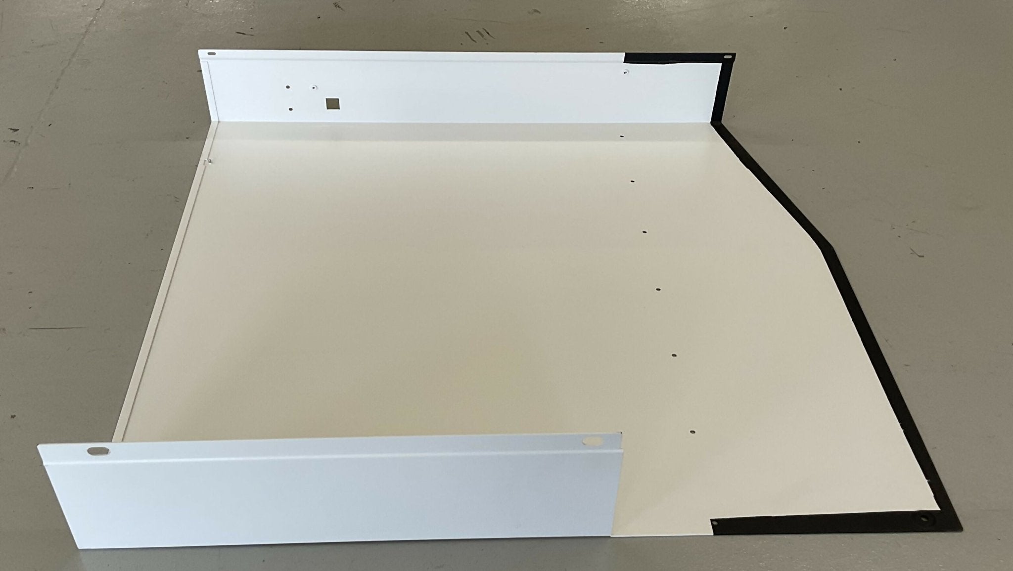 SIDE COVER (46-303785G1 REV A/46-270409G1 GE AMX 4