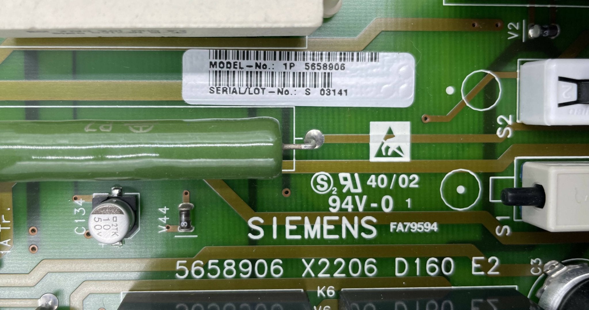 SWITCH ON CIRCUIT BOARD D160 (5658906/05658906 SIEMENS