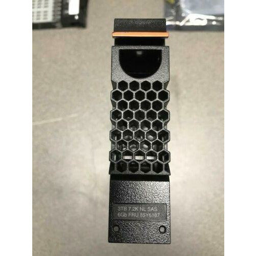 Disco IBM 2076-3303 85Y6187 3TB 7.2K RPM Disk Drive for v7000 Models 112 212 - MFerraz Tecnologia