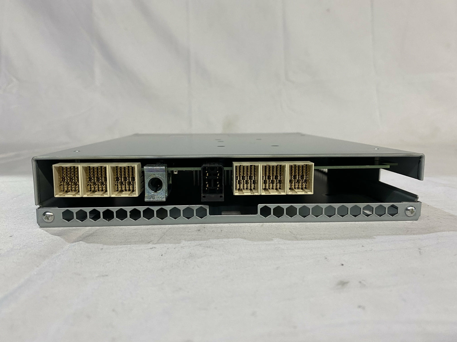 IBM 00AR041 - V7000 Expansion Canister 0951735-12 | Alo Tech Solutions