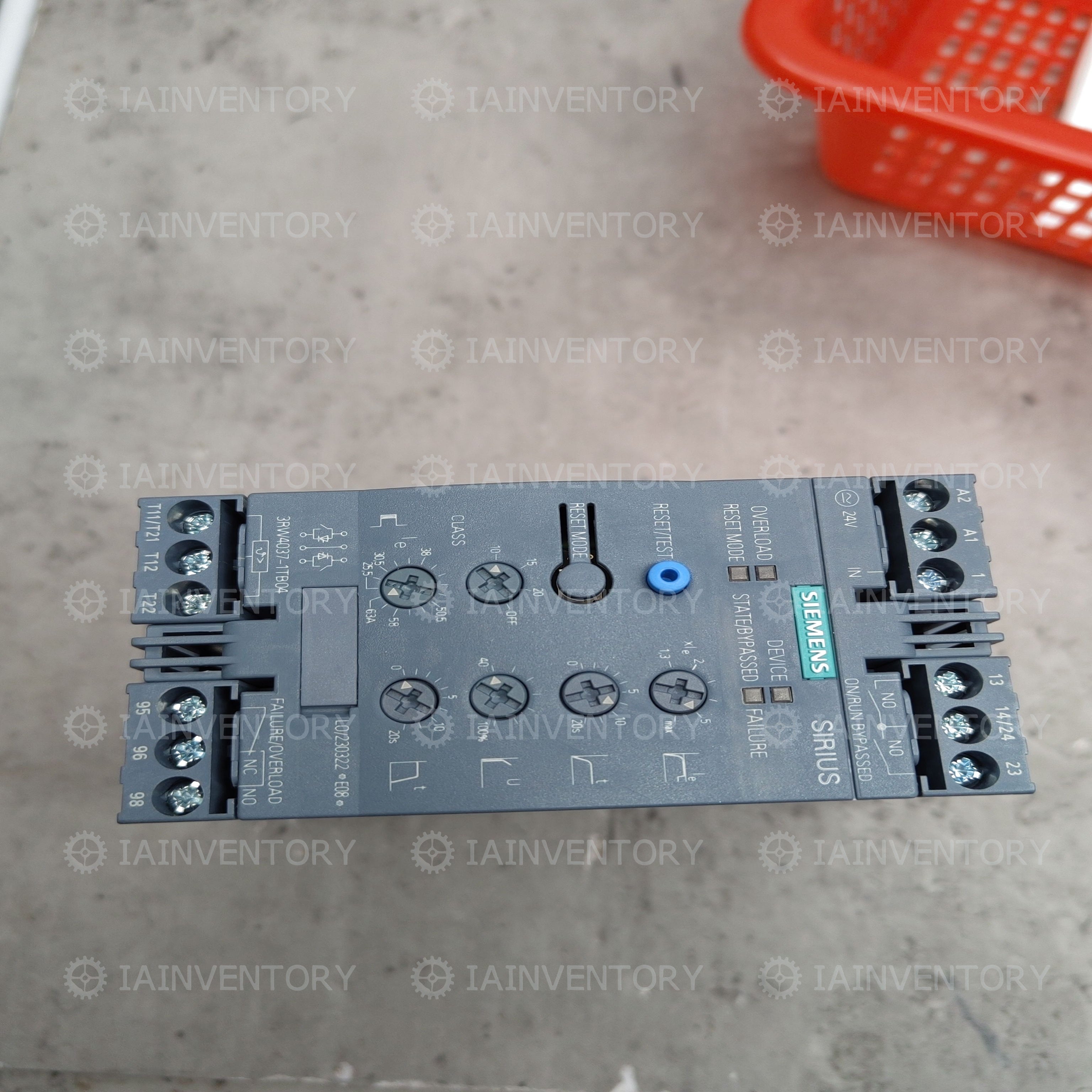 Siemens 3RW4037-1TB04