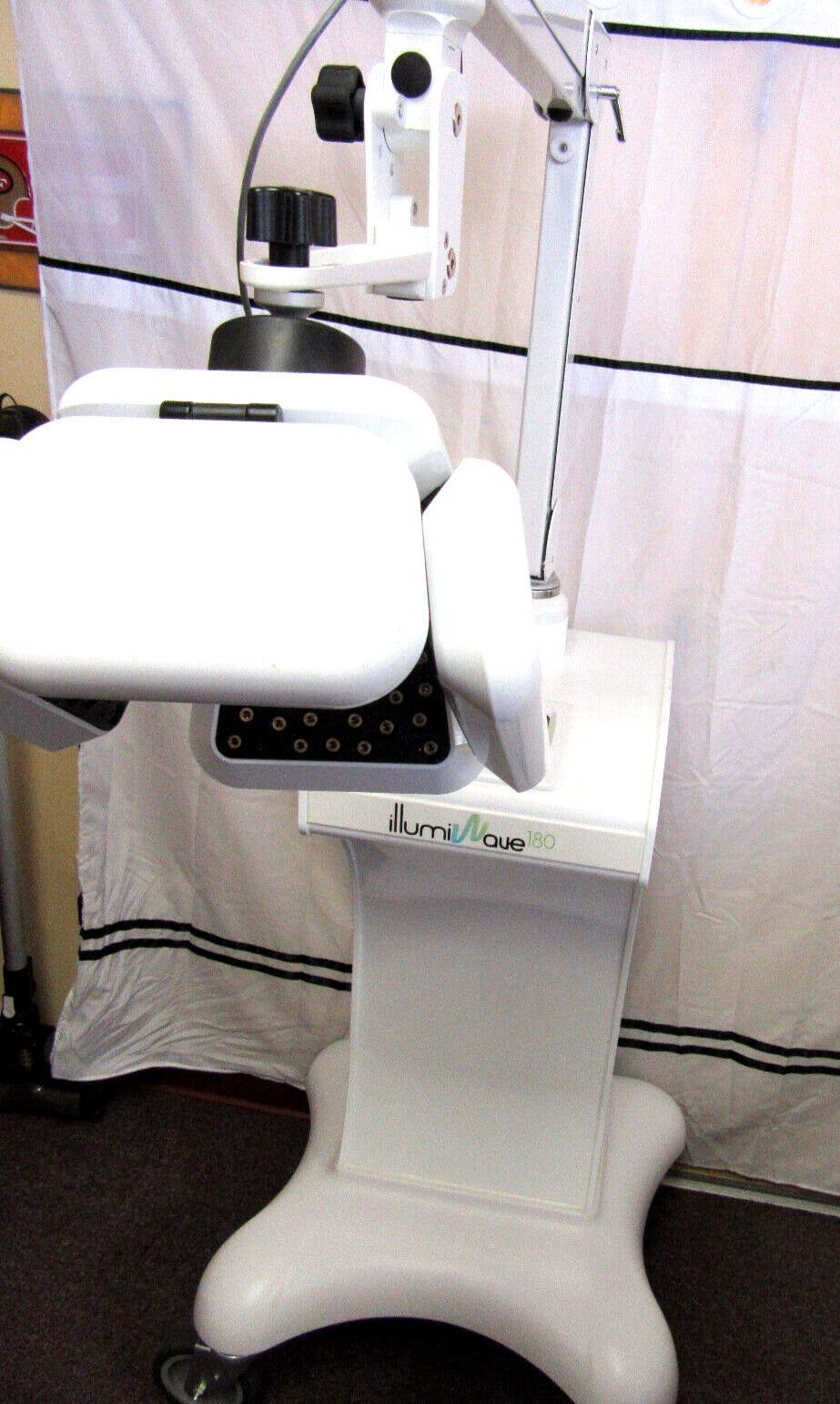 IllumiWave 180 Laser Hair Device - Interior View | Alo Tech Solutions