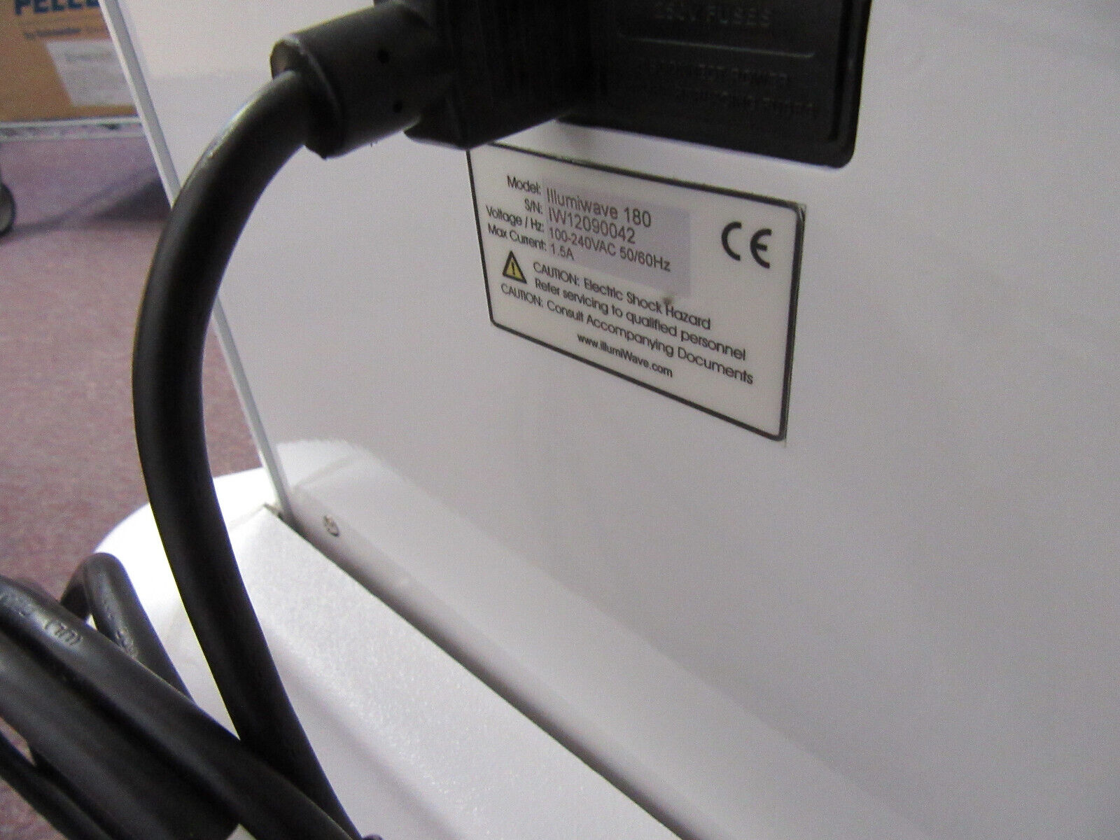 IllumiWave 180 Laser Hair Device - Label | Alo Tech Solutions