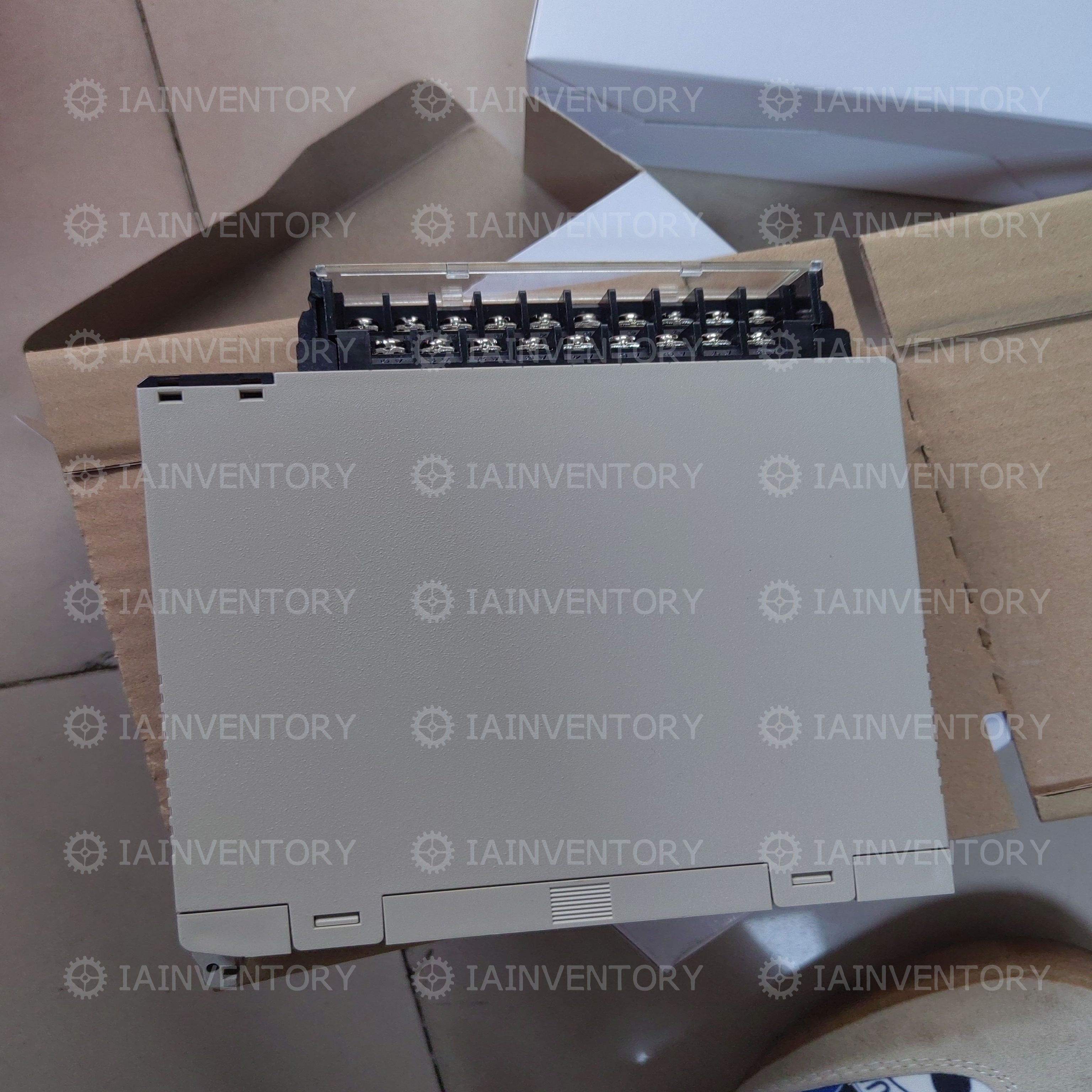 Omron PLC programmable controller C200H-OC226N