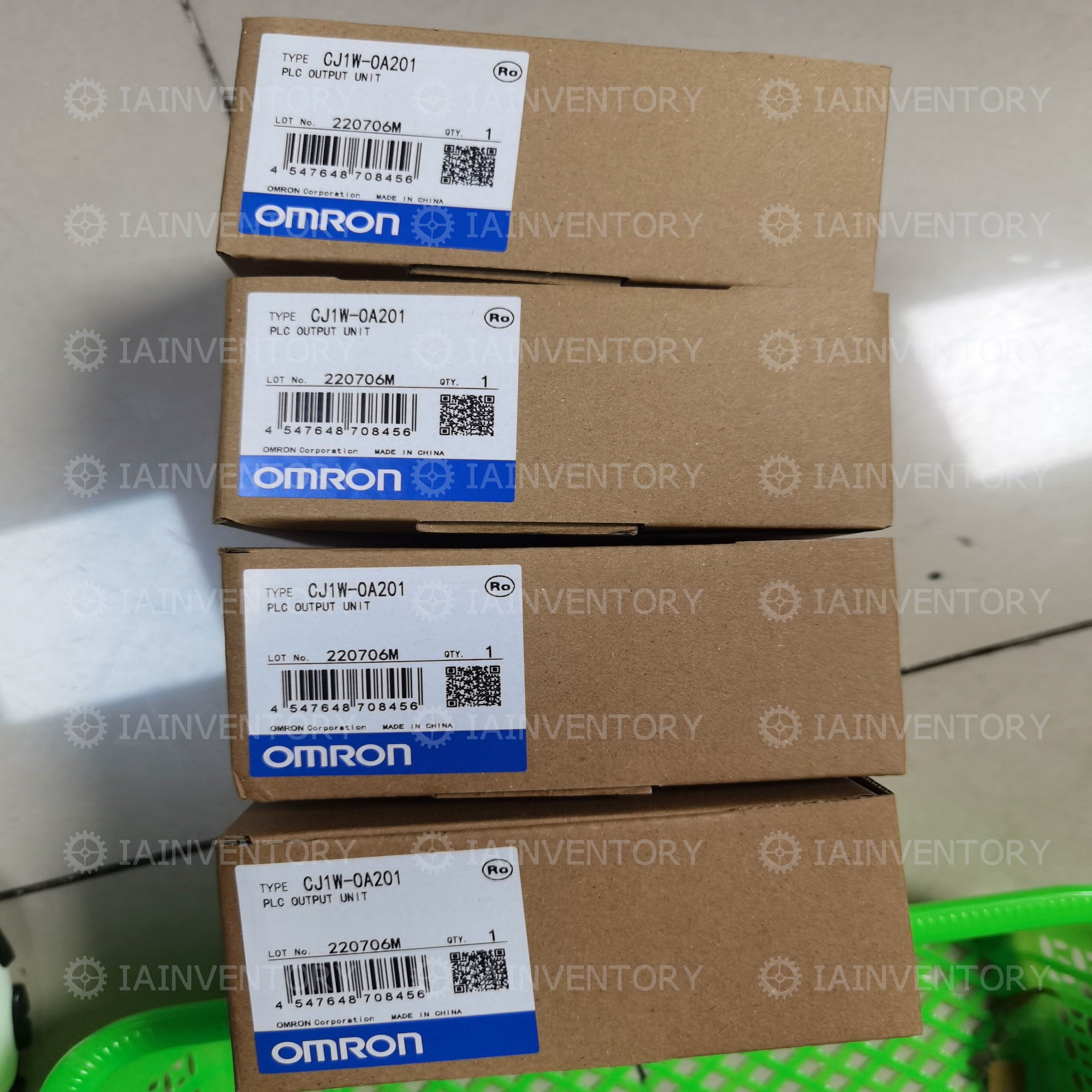 Omron PLC CJ1W-OA201 Module