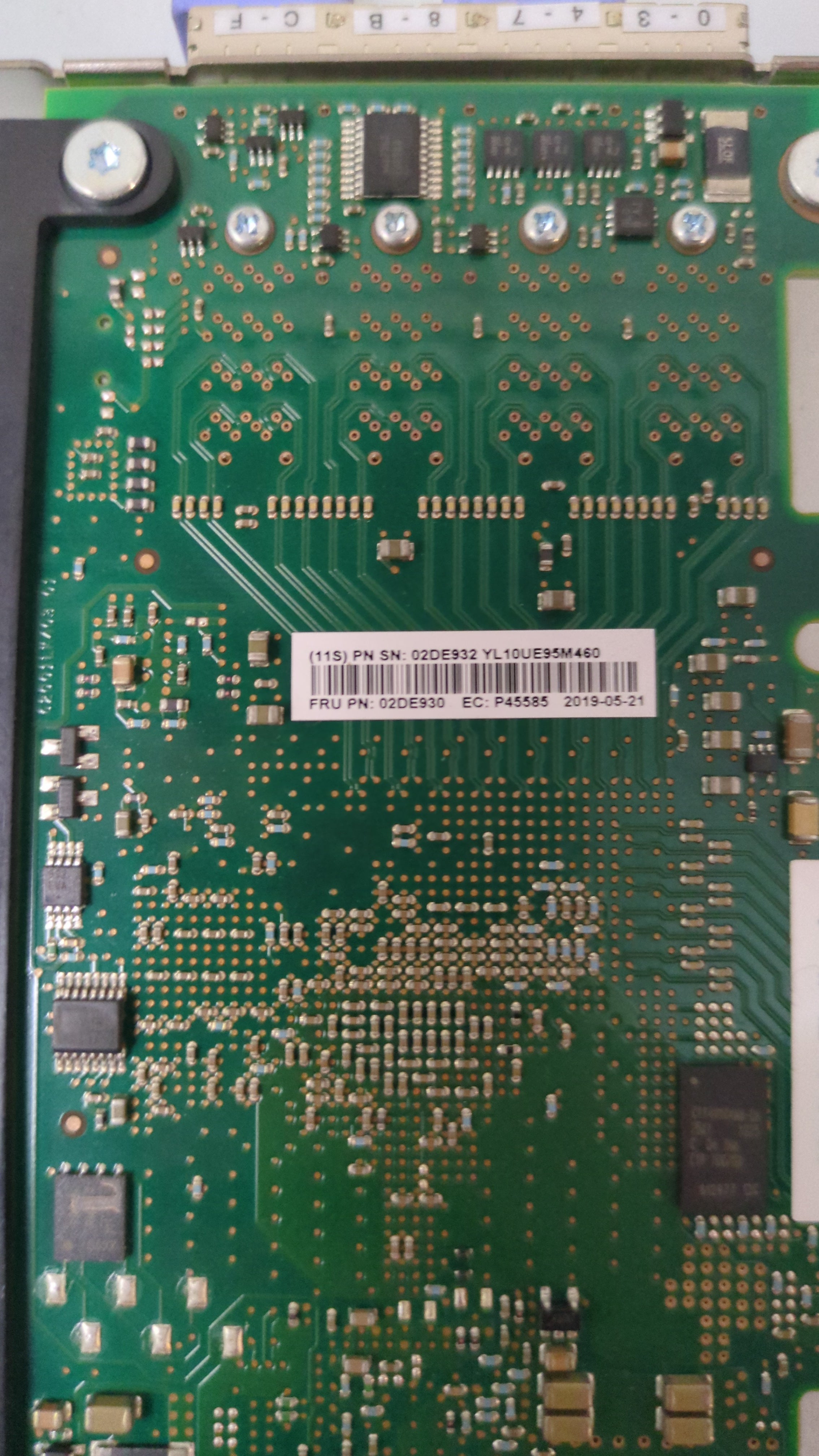 IBM PCIe3 RAID SAS 4port 6Gb Adapter 02DE930 02DE932