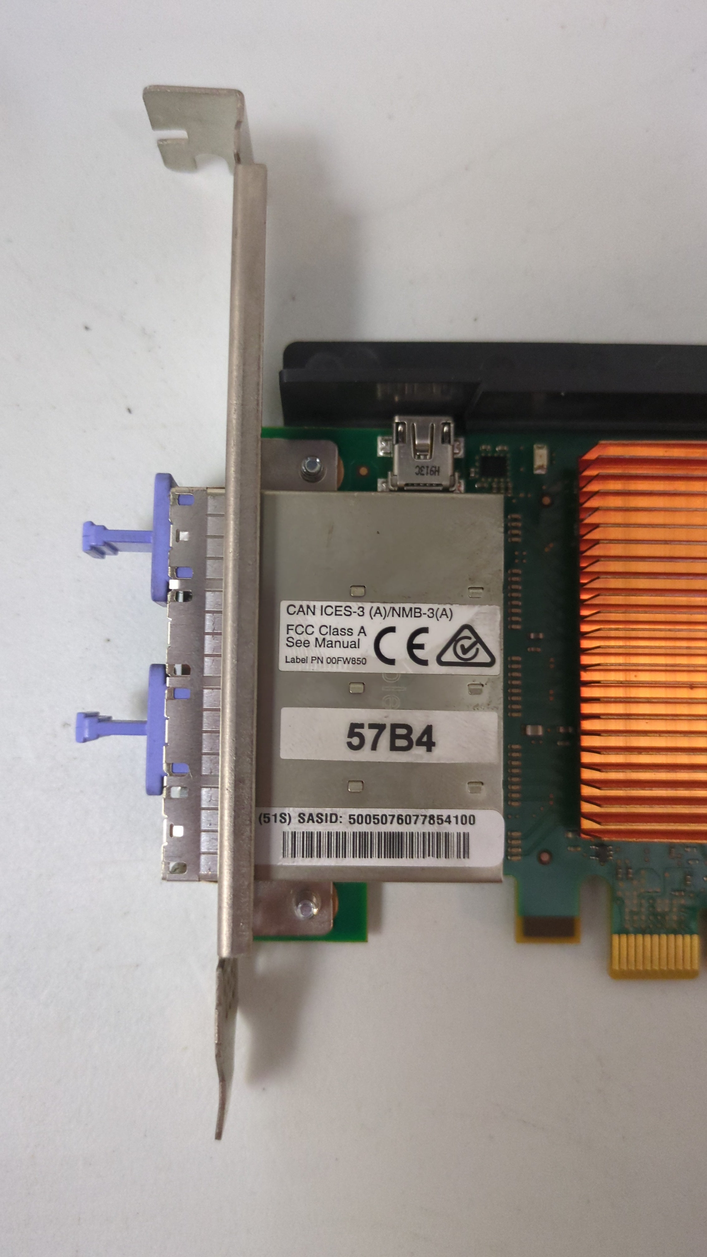 IBM PCIe3 RAID SAS 4port 6Gb Adapter 02DE930 02DE932
