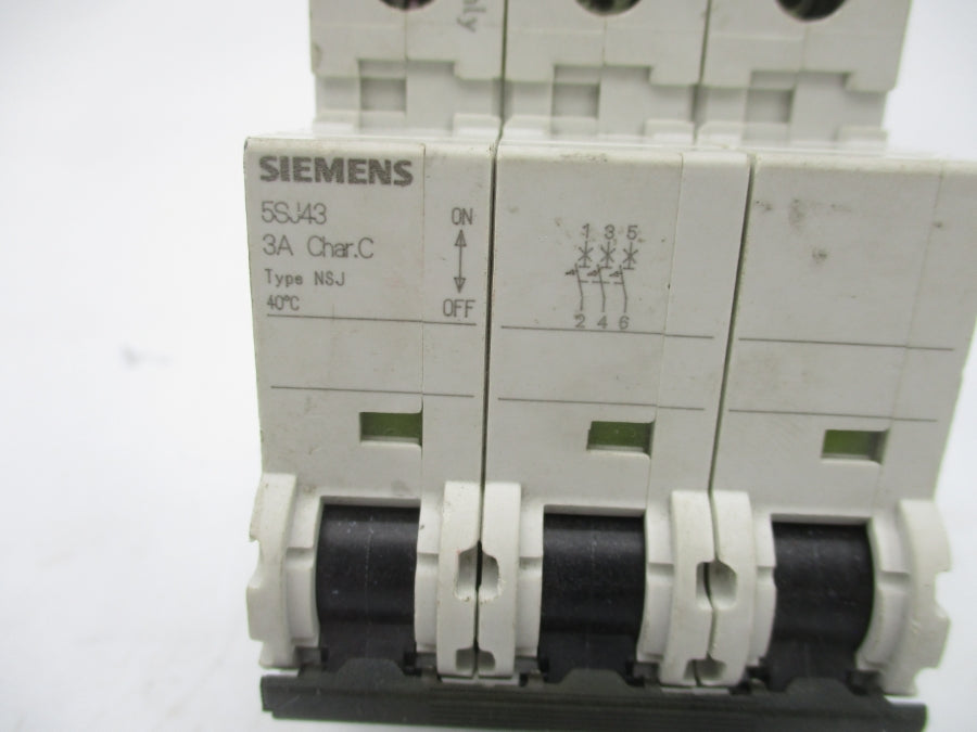 SIEMENS 5SJ4303-7HG42 400V 3A UNMP