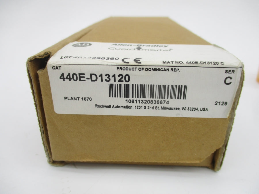 ALLEN BRADLEY 440E-D13120 SER. C 240V 3A (BR/WH) NSMP