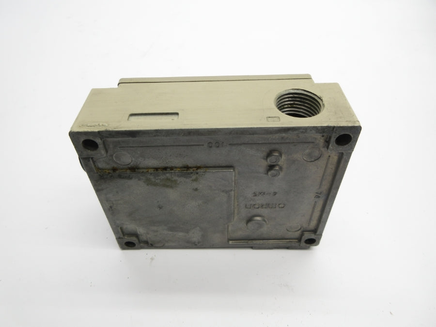 OMRON D4BL-3CRA-A UNMP