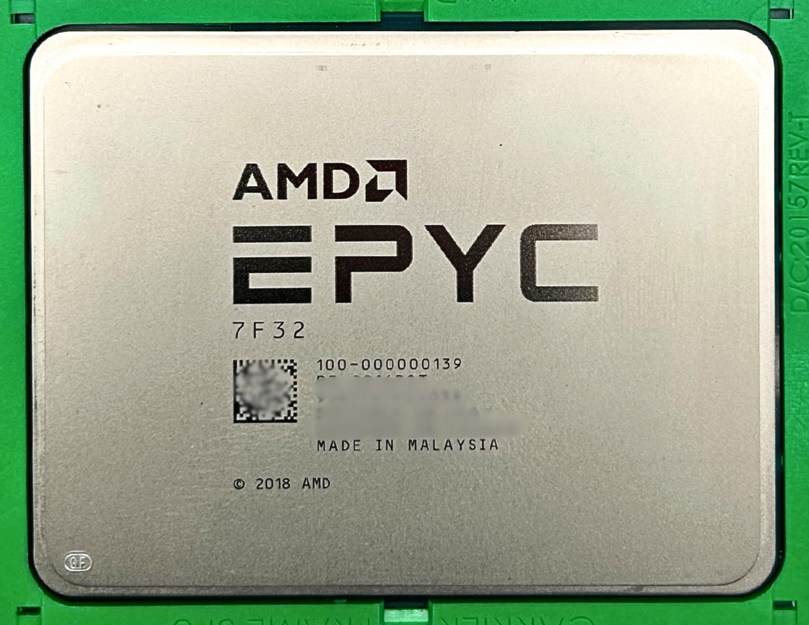 AMD 100-000000139 3.7GHZ/128MB/180W/8C EPYC 7F32
