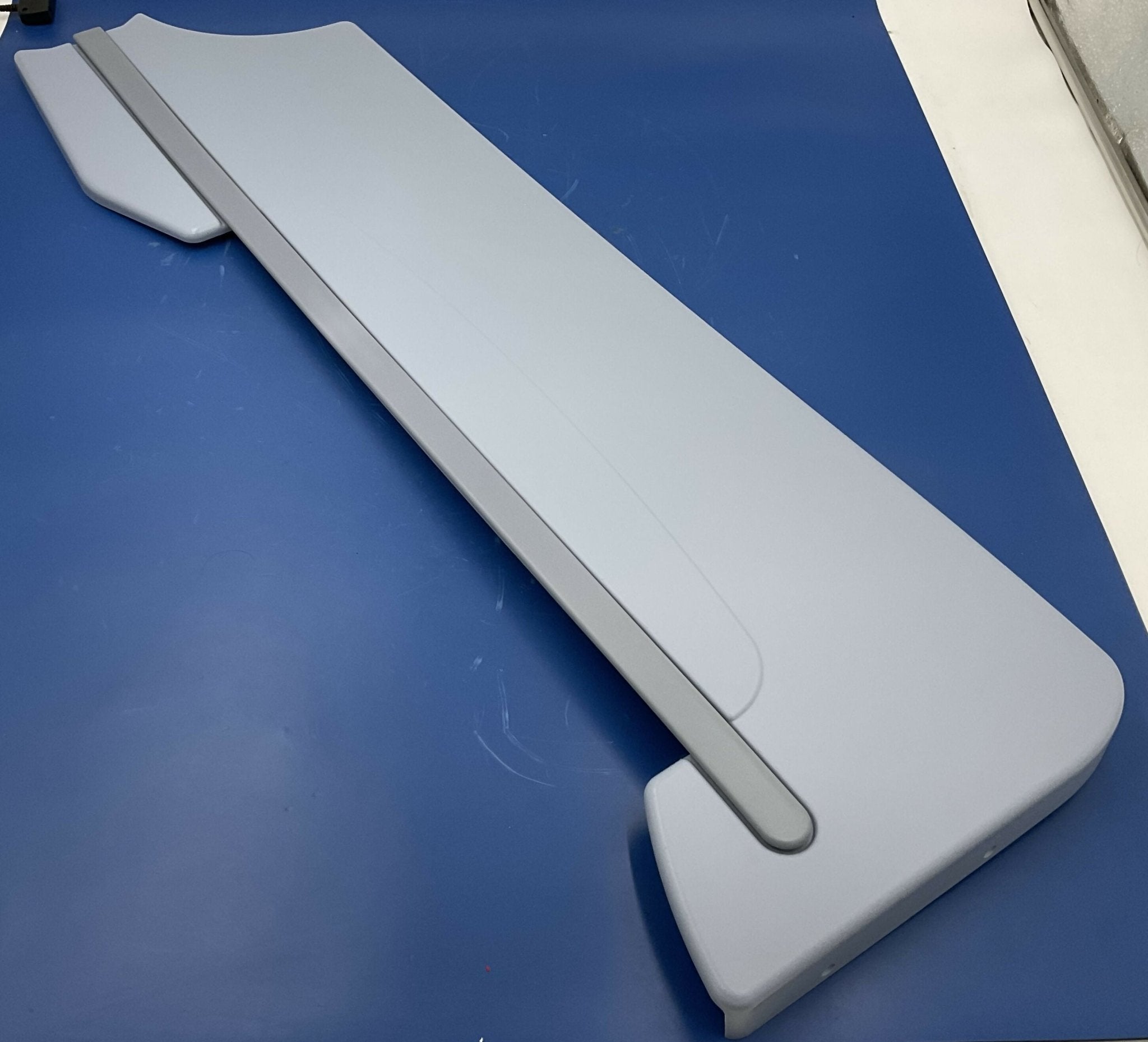 AMX 4 D RIGHT SIDE TRIM (5151625 REV 3 GE AMX