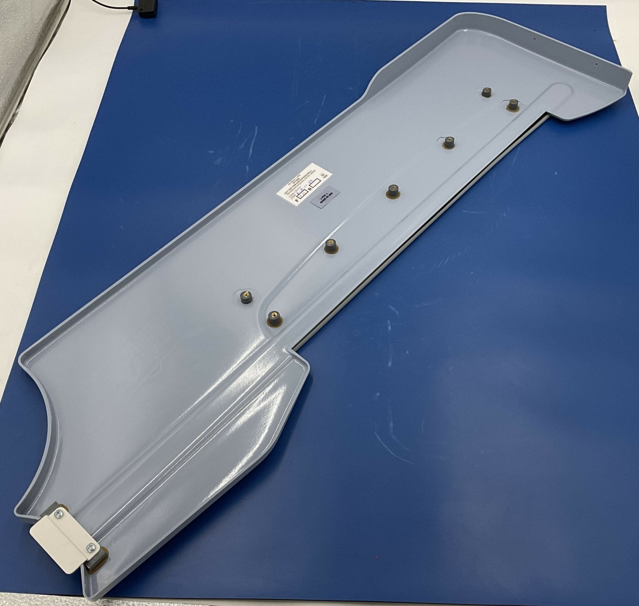 AMX 4D LEFT SIDE TRIM (5151626 REV 3 GE