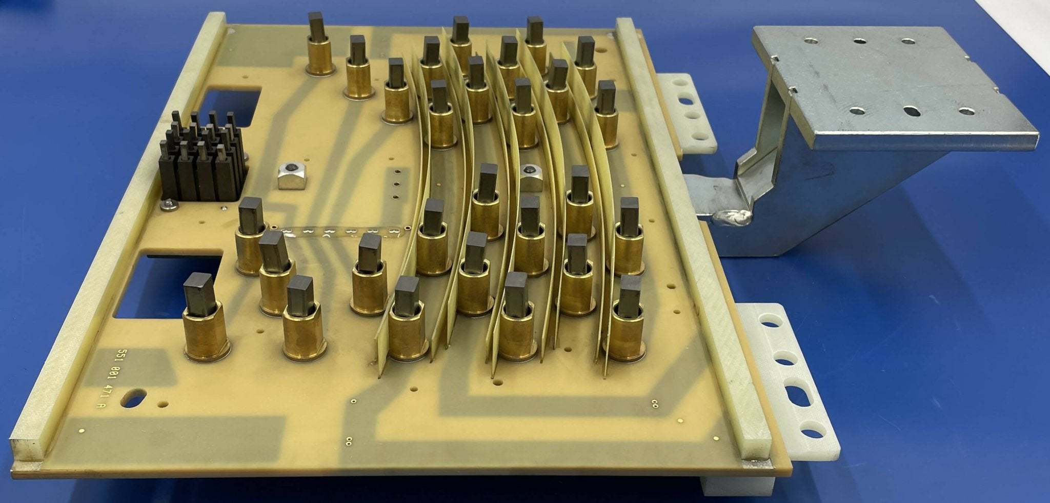 Siemens 7741130 - Brush Block Assembly W/Signal for Somatom CT Rear | Alo Tech Solutions